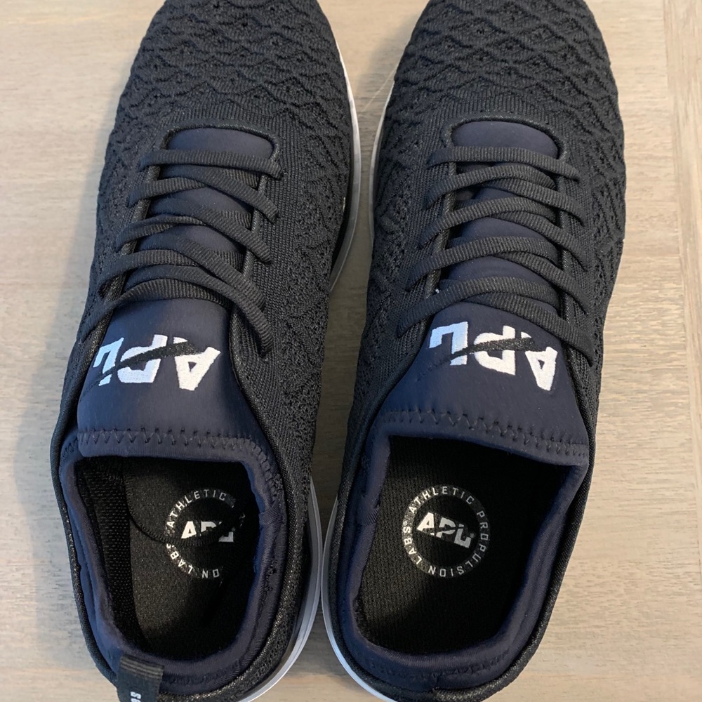 APL Shoes